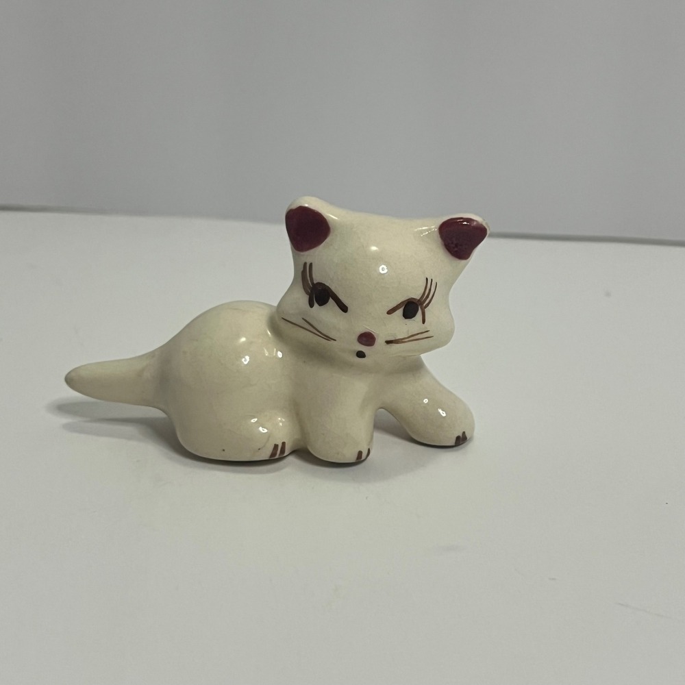 Vintage Rio Hondo Pottery Cat Figurine White Burgundy Bow California Mid Century